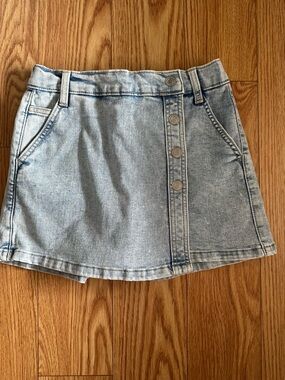 SO Light Blue Denim Button-Front Mini Skirt